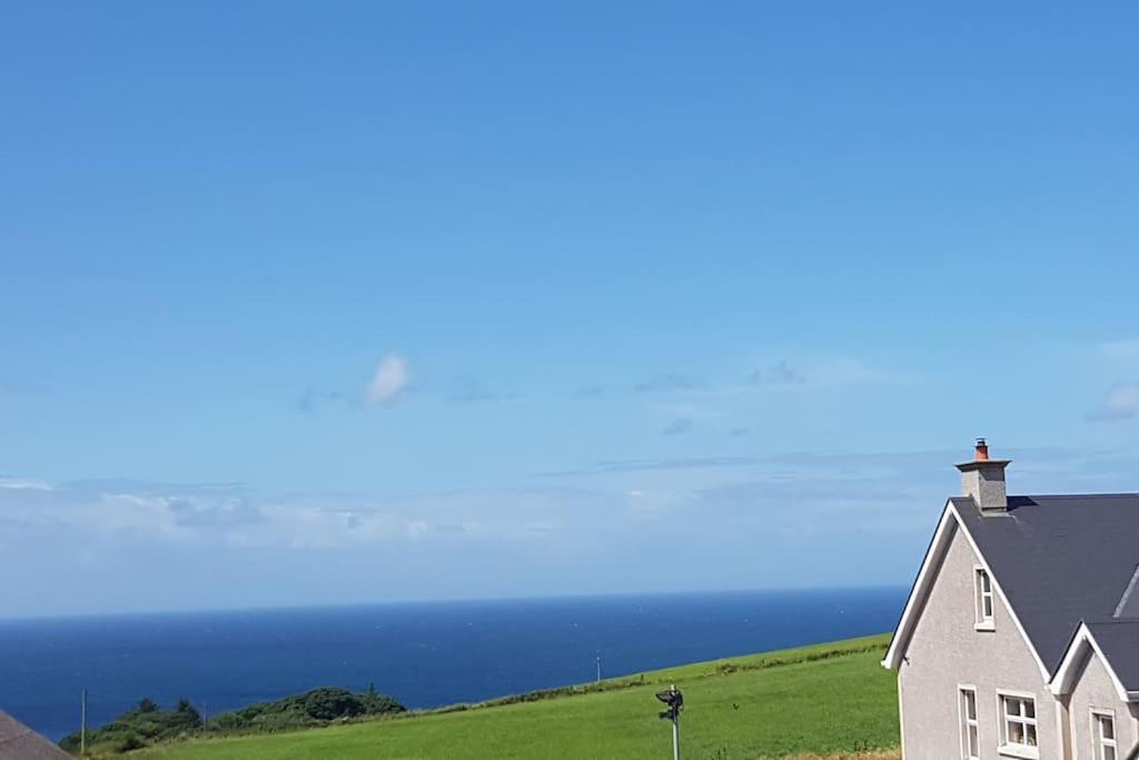 בלינטוי Mcconaghys Glenside Farmhouse Whitepark Bay מראה חיצוני תמונה